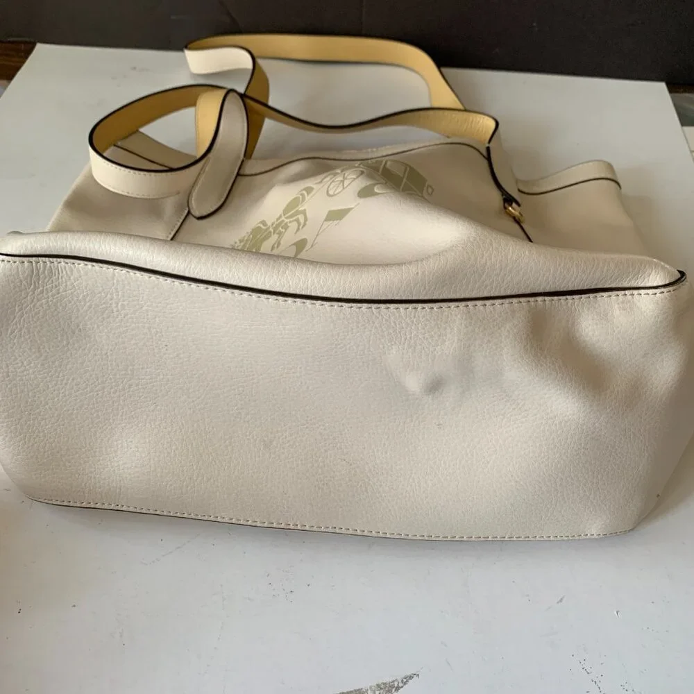 Coach Tote 27 With Horse And Carriage MSRP $328